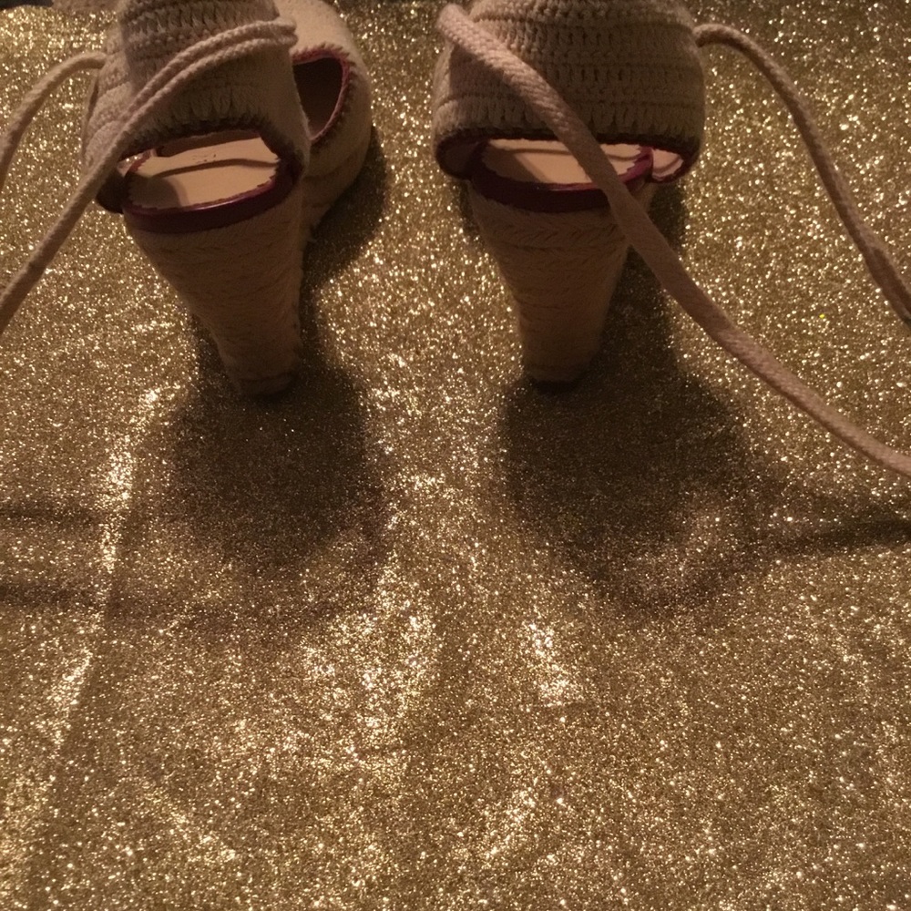 💛⚜️💛⚜️ ANNE KLEIN WOVEN KNIT LOOK SHOES ⚜️… - Picture 7 of 8